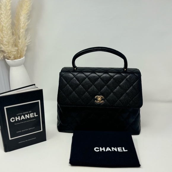 CHANEL Handbags - 💎💯Authentic CHANEL Black Caviar Quilted Top Handle Kelly💎